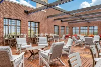 Cambria Hotel Rock Hill - University Center - Frühstück