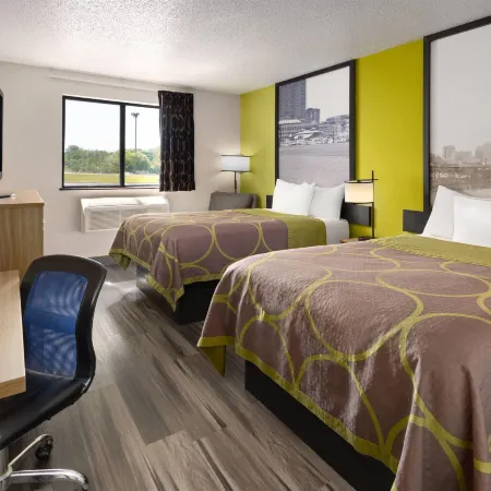 Super 8 by Wyndham South Boston VA