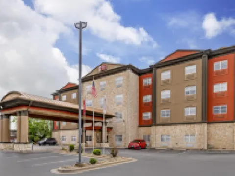 JFK貝斯特韋斯特優質套房酒店 北小石城酒店