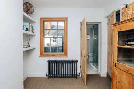 The Neptune - from 125 Per Night