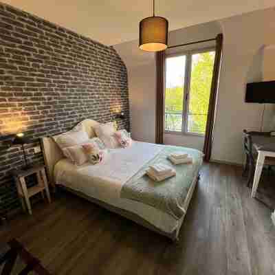 Logis Hôtel Auberge de Cartassac Rooms