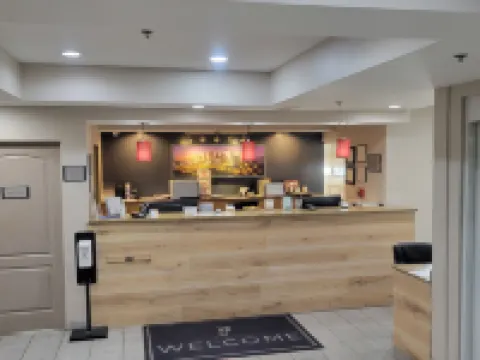 Country Inn & Suites by Radisson, McDonough, GA Hotel di Henry County