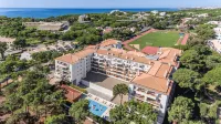 AP Victoria Sports & Beach Hotel dekat Pine Cliffs Golf Course