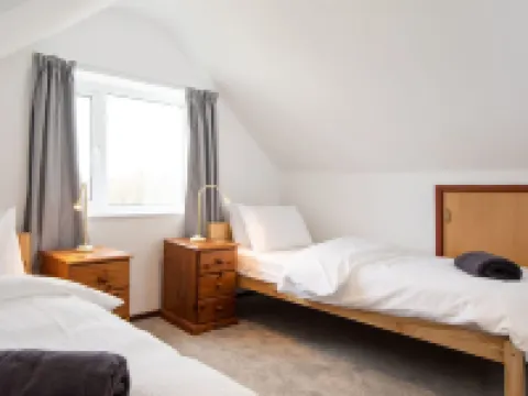 Stunning Beachfront Apt w Balcony & Sea Views Hotels in Bognor Regis