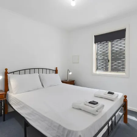Costello Hotels - Moonta Bay Cabins