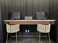 Radisson Blu Vancouver Airport Hotel & Marina - Business