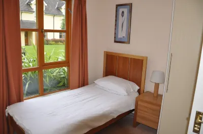 Heyward Mews Sleeps 6 Hotels near St. Mochta's Church