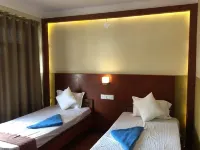 Hotel Bajra Отели в г. Тансен