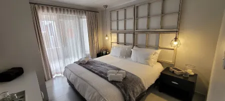 Rox and Sea Country Lodge