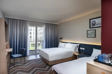 Hampton by Hilton Potsdam Babelsberg Отели в г. Нутеталь