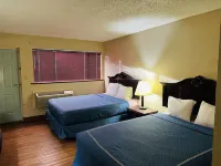 Warrick Plaza Inn - 2-Star