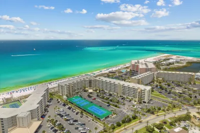 인렛 리프 클럽 바이 팬핸들 겟어웨이즈 Jetty East Beach 주변 호텔