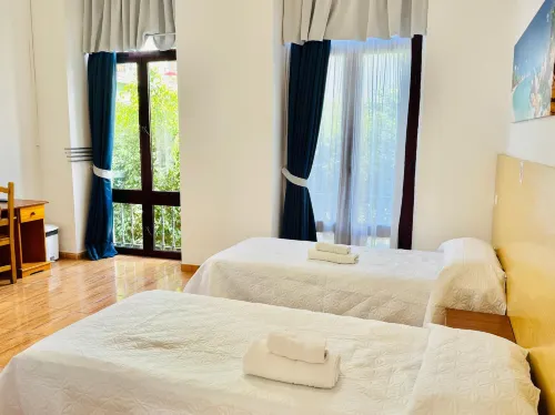 Hotel Kasa - parkir