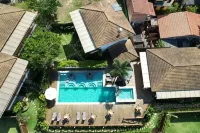 Carapitangui Pousada - Pools