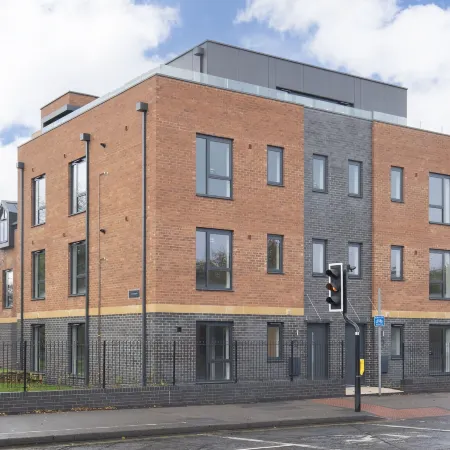 Elliot Oliver - Stylish Loft Style Two Bedroom Apartment with Parking