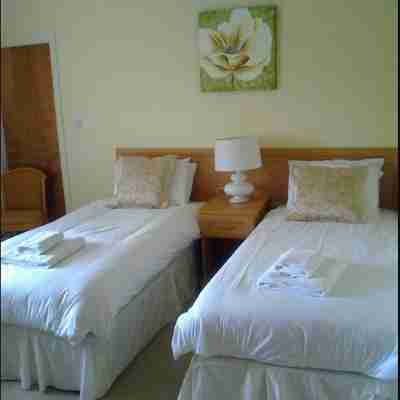 Cottage Lea's Country Hotel & Restaurant Rooms