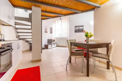 Alessia's Flat- Portello 3 Hotels in Cagnola