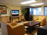 Super 8 by Wyndham Oklahoma City Hotel di Kota Oklahoma