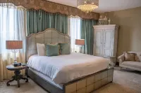 The Detroit Club Hotels in Детройт