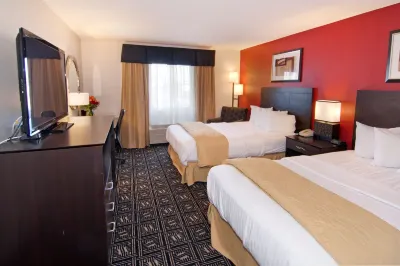 Quality Inn Hotels in Brooklyn Park