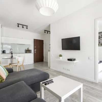 Warsaw Night Apartments MennicaResidence Các khách sạn gần Tháp ORCO