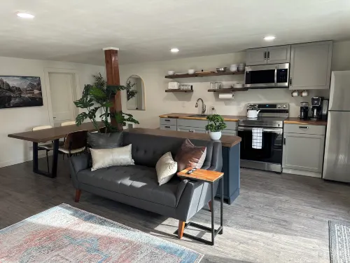 Live/Work Downtown Apartment Hotels in Moscow