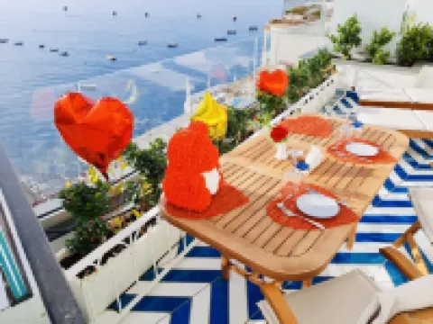 ヴィラダイアモンドラグジュアリースイーツ ポジターノのホテル