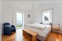 João de Oliveira Casas de Campo - 2-Star