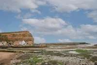 Host & Stay - Hampdon Cottage Hotels in Staithes