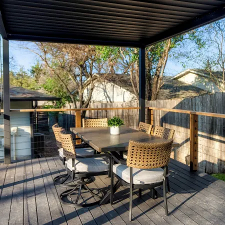 Luxury Zilker Home Pool Hot Tub Kitchen