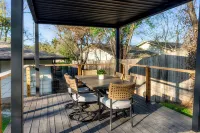 Luxury Zilker Home Pool Hot Tub Kitchen