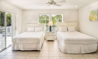 Baywatch Casa 3 Bedroom Home by Redawning