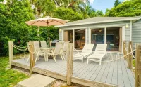 Baywatch Cottage 2 Bedroom Home by Redawning