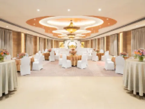 Nidhivan Sarovar Portico Vrindavan โรงแรมในมธุระ