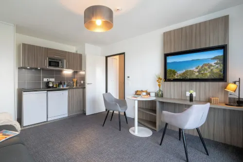 Nemea Appart Hotel Grand Cœur Nancy Centre - Boutique