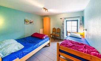 Stone Cottage with Sauna & Hot Tub Near Cave of Lorette in Rochefort