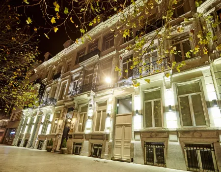 Hotel The Augustin Отели рядом с достопримечательностью «St. Jean Baptiste au Beguinage»