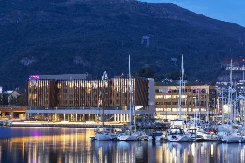 Moxy Bergen Hotels in Bergen