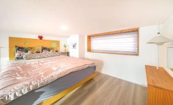 Yeosu Yegreena Pension