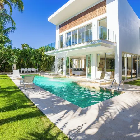 Luxury Villa Waterfall - Pool & BBQ