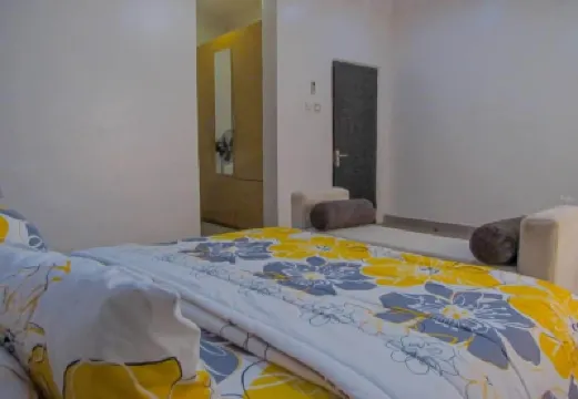 업게이츠 엔터프라이즈 -홈즈 & 스위츠  호텔