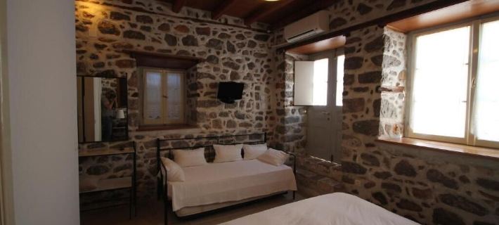 Guesthouse Alexandra Hotels in Hydra