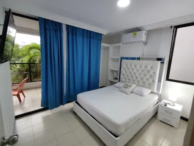 2 Bedroom Apartment Near the Sea with Air Conditioning and Wifi Hotels in Castillogrande