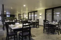 Central Hotel - breakfast