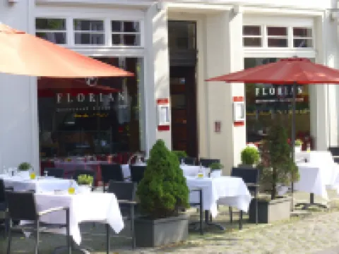 格拉夫拉特公寓飯店