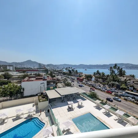 We Hotel Acapulco