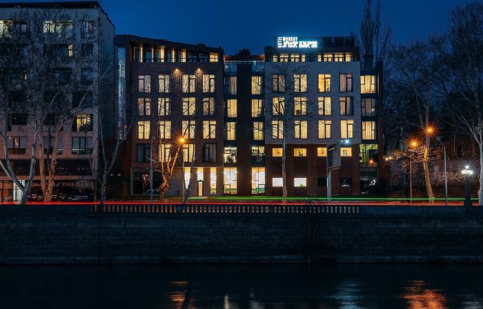 Hotel Monday by Dnt Group