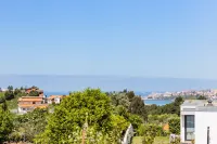 Gaia Elegant Retreat II Hotels in Canidelo