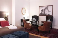 Home Hotel Drott