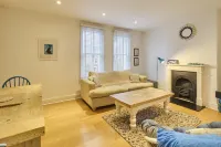 Host & Stay - Sail Away